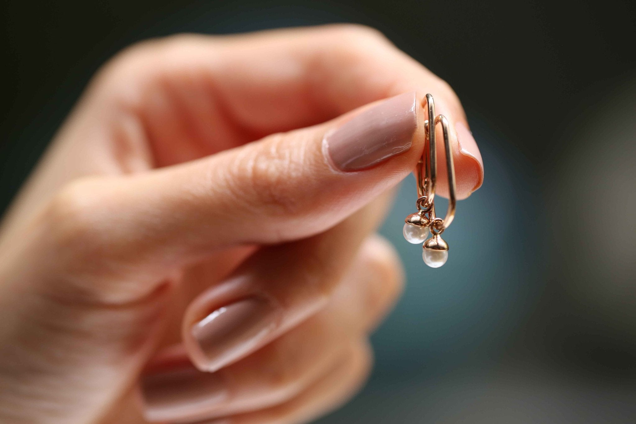 Pearl Line Earring