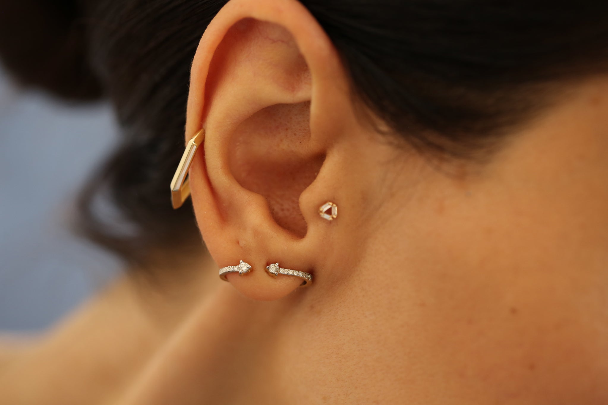 Dia Earcing