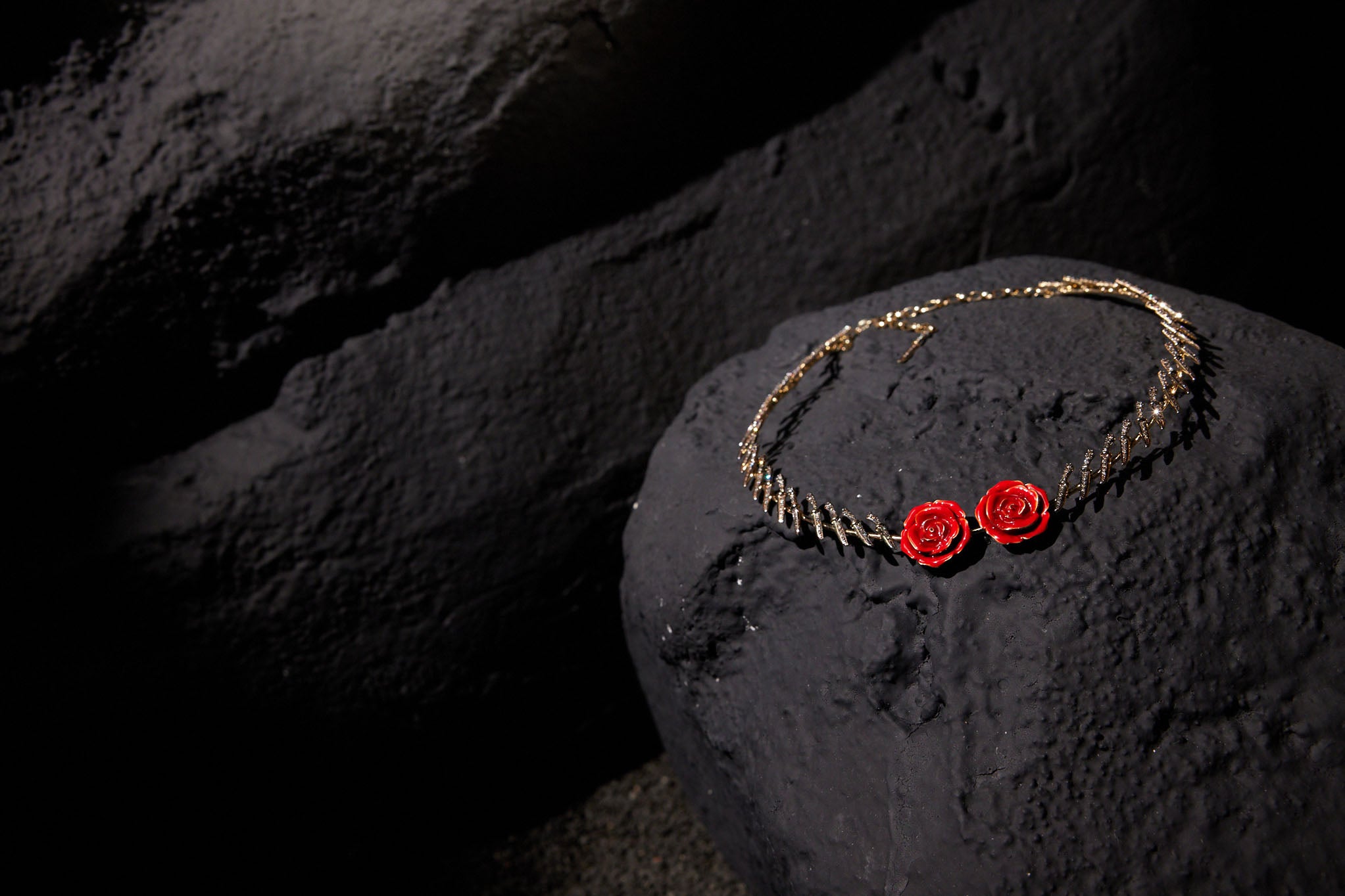 Knife and Rose Choker