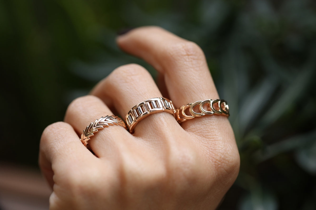 Pars Herringbone Ring