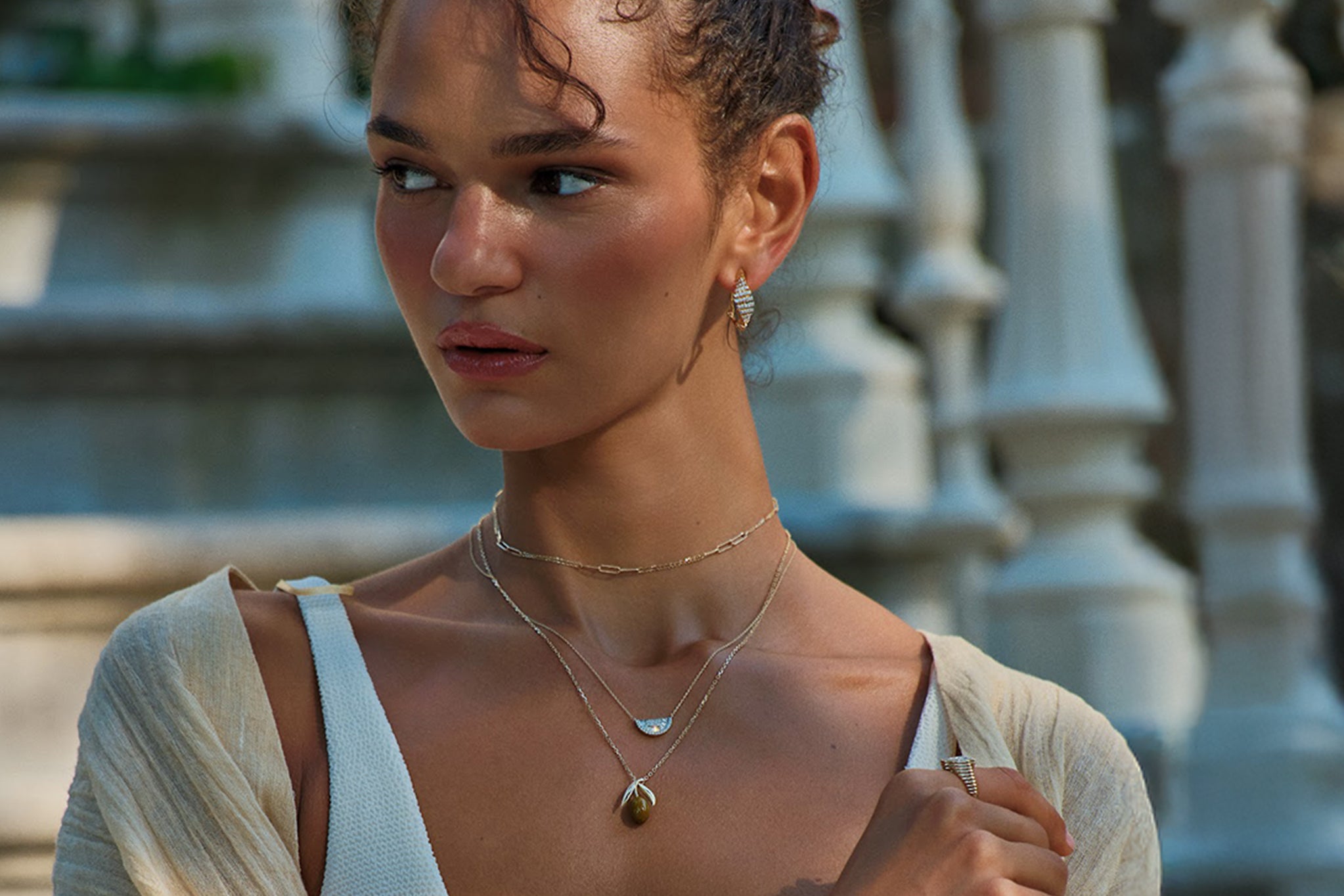Semi Trapezoidal Necklace