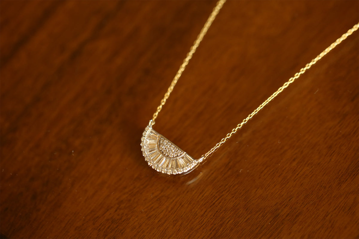 Semi Trapezoidal Necklace
