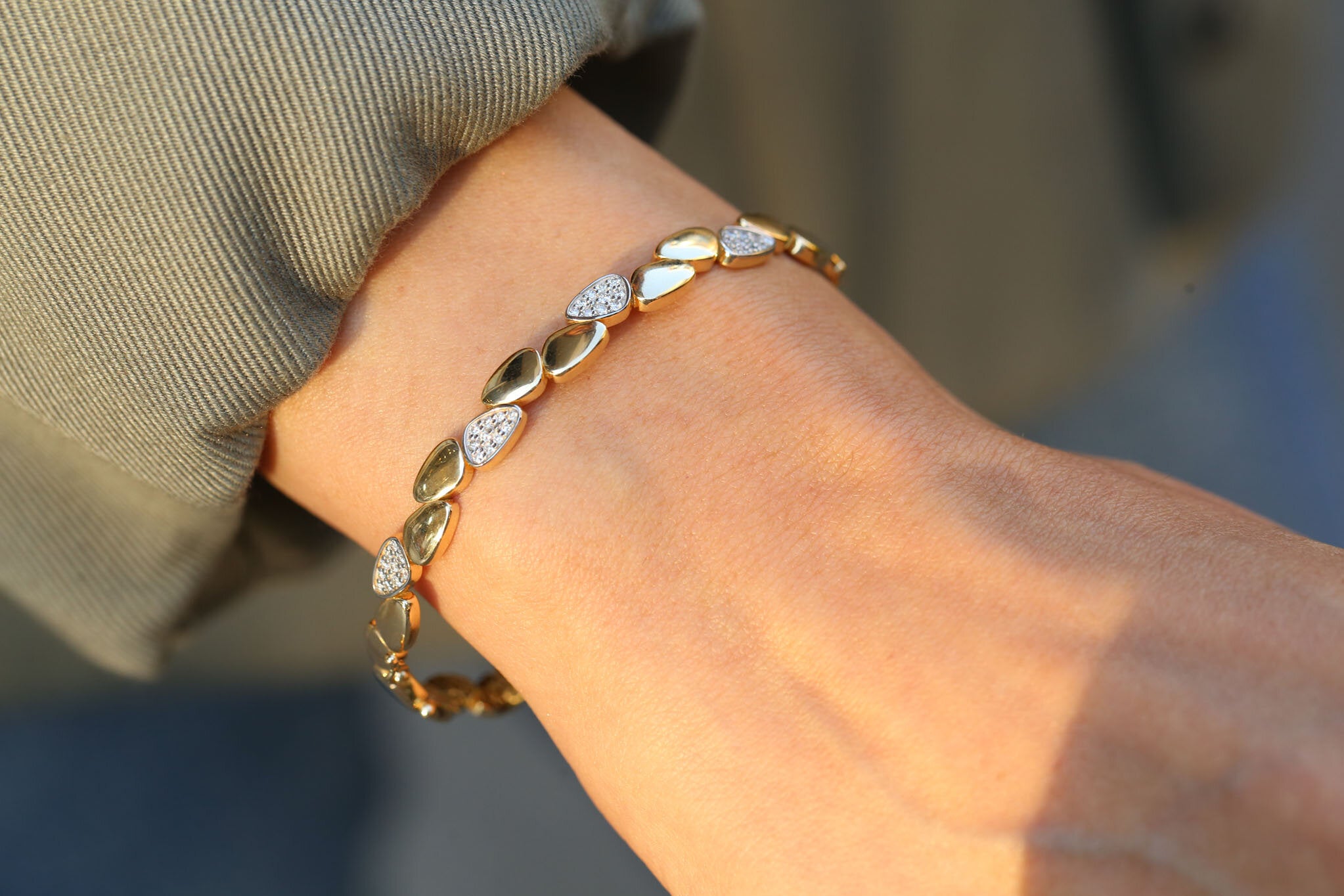 Path and Track Bracelet White