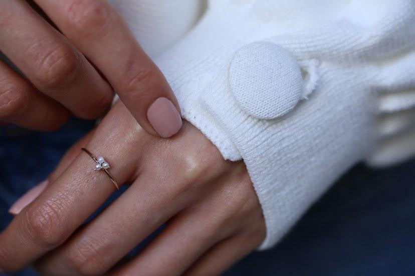 Three Pearl Ring