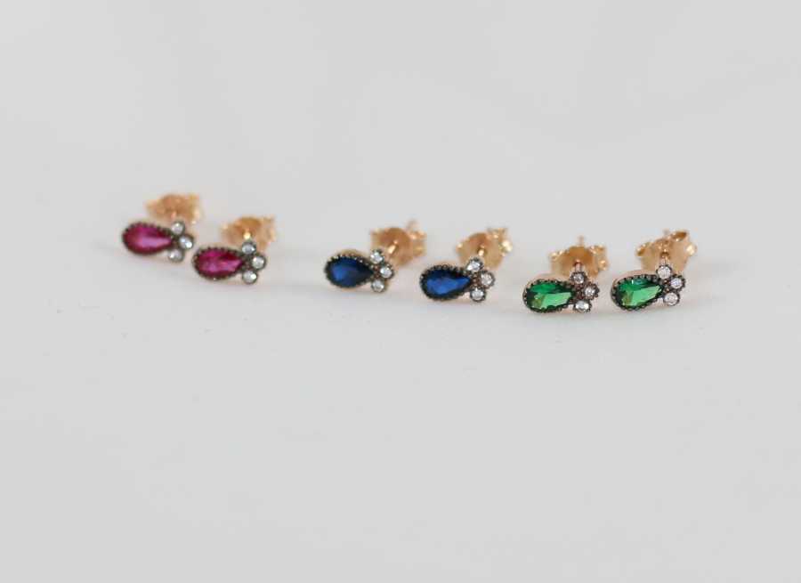 Drop Emerald Earrings