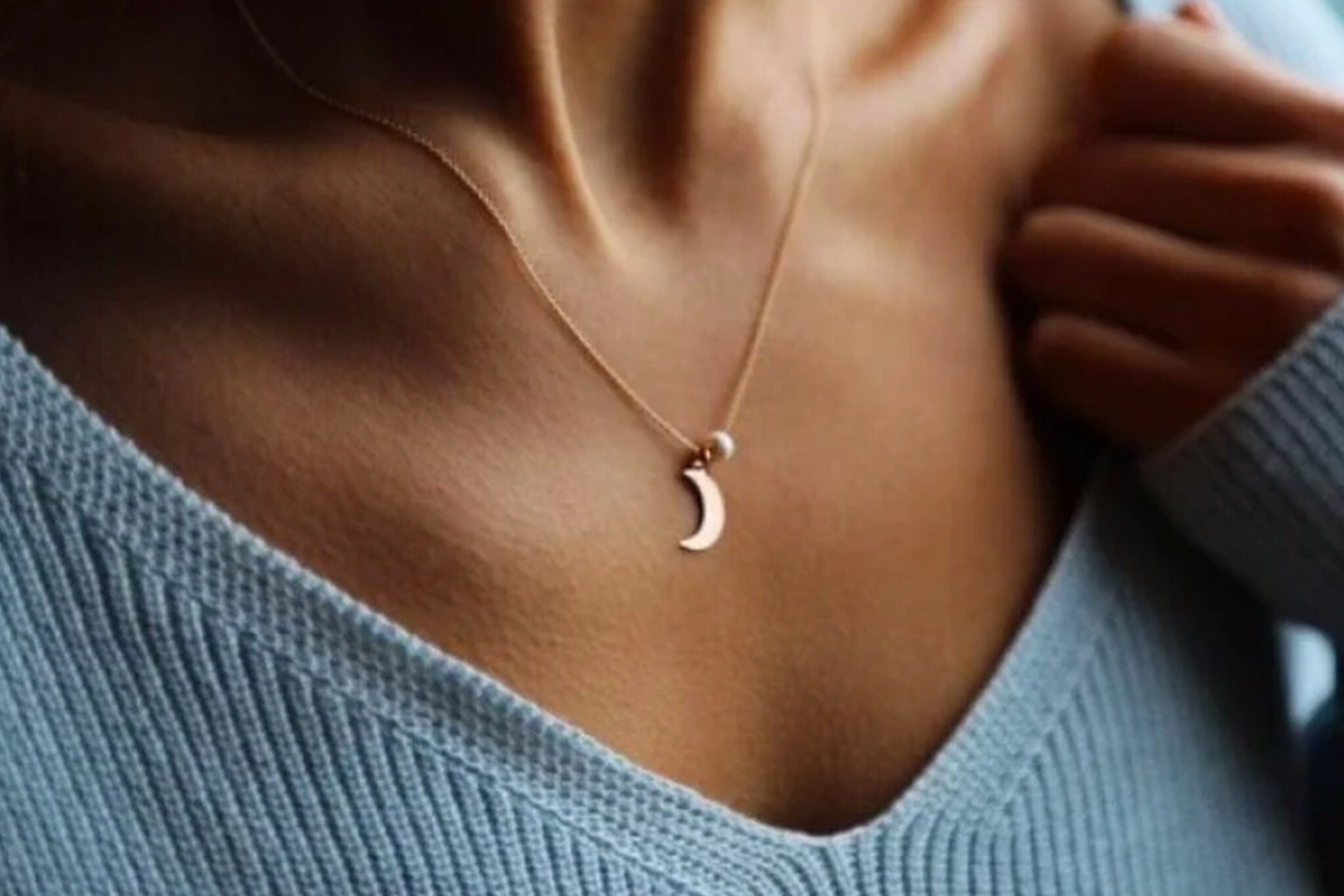 Pearl Stone Moon Necklace
