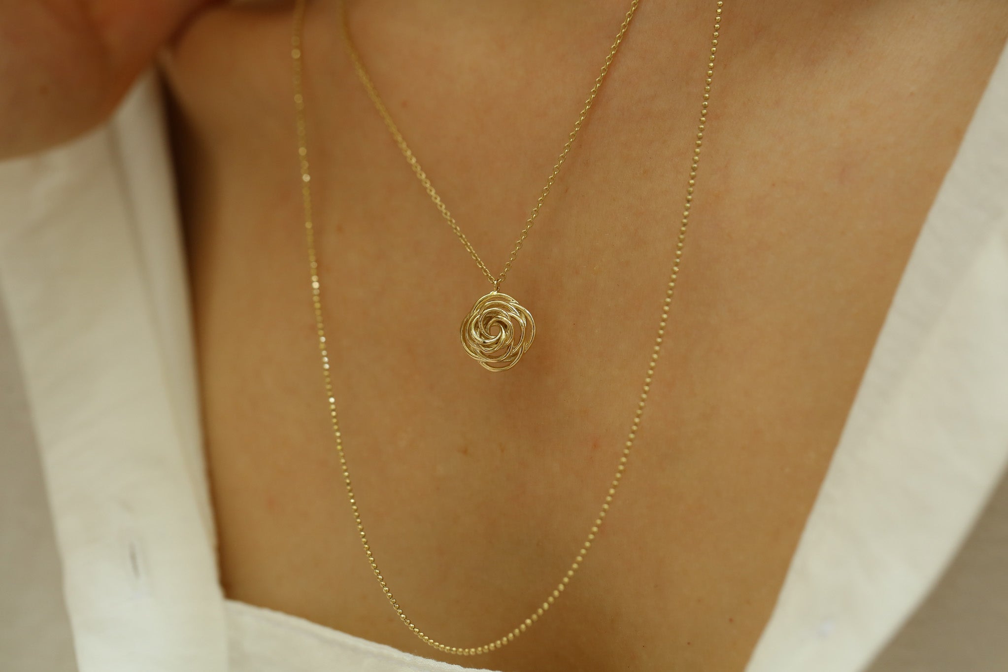 Rosa Necklace