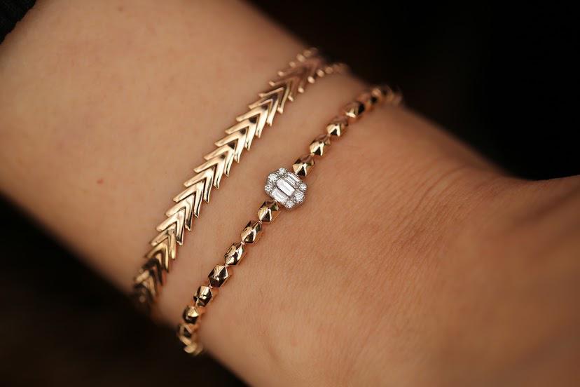 Grande Bangle Diamond Bracelet