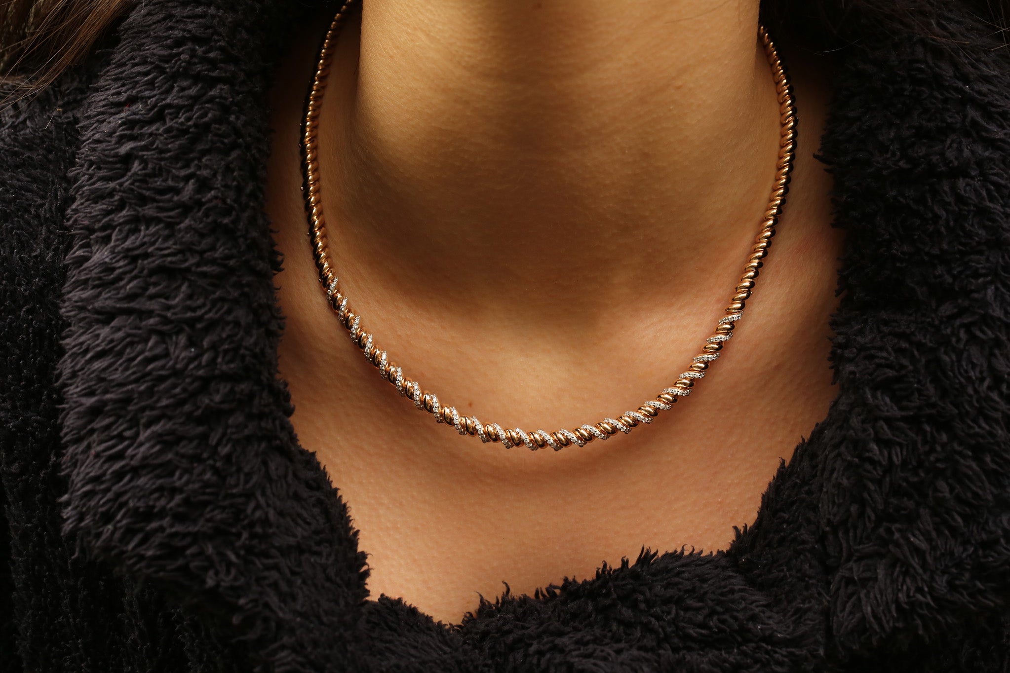 Spaghetti White Necklace