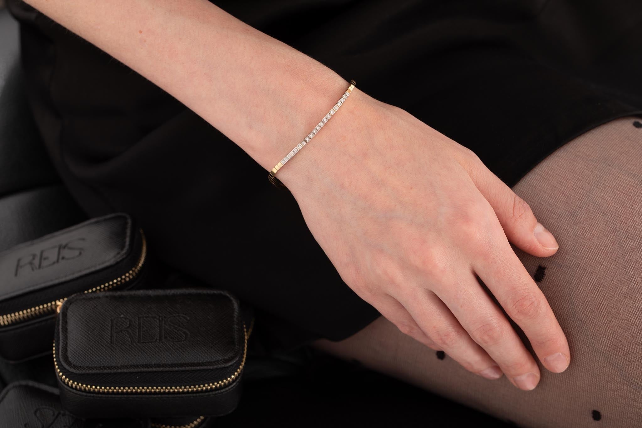 Piazza Bangle