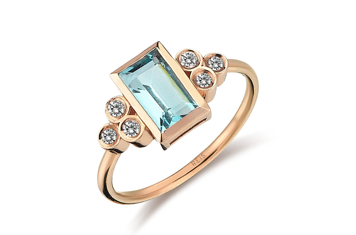 Combination of Diamond and Aquamarine Ring