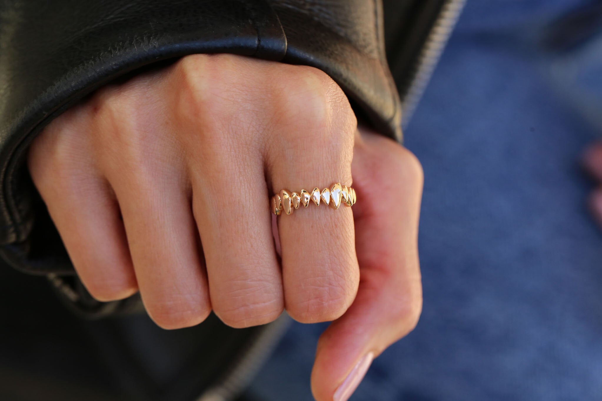 Colmillo Ring