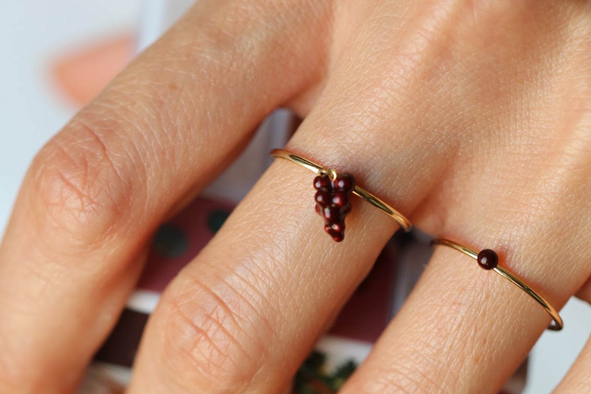 Swinging Grape Ring