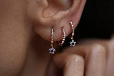 Cemre Sapphire Earrings