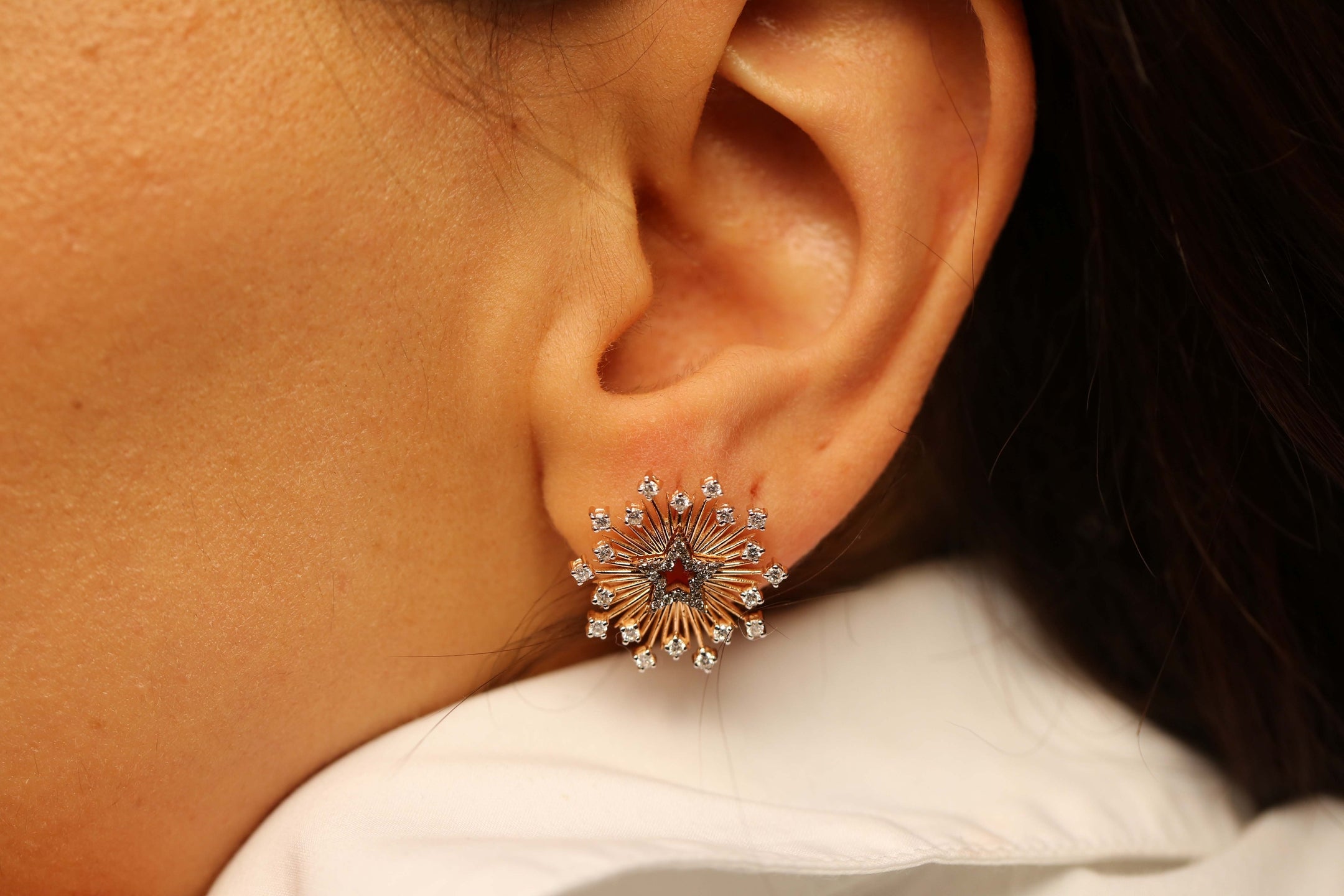 Debut Earing