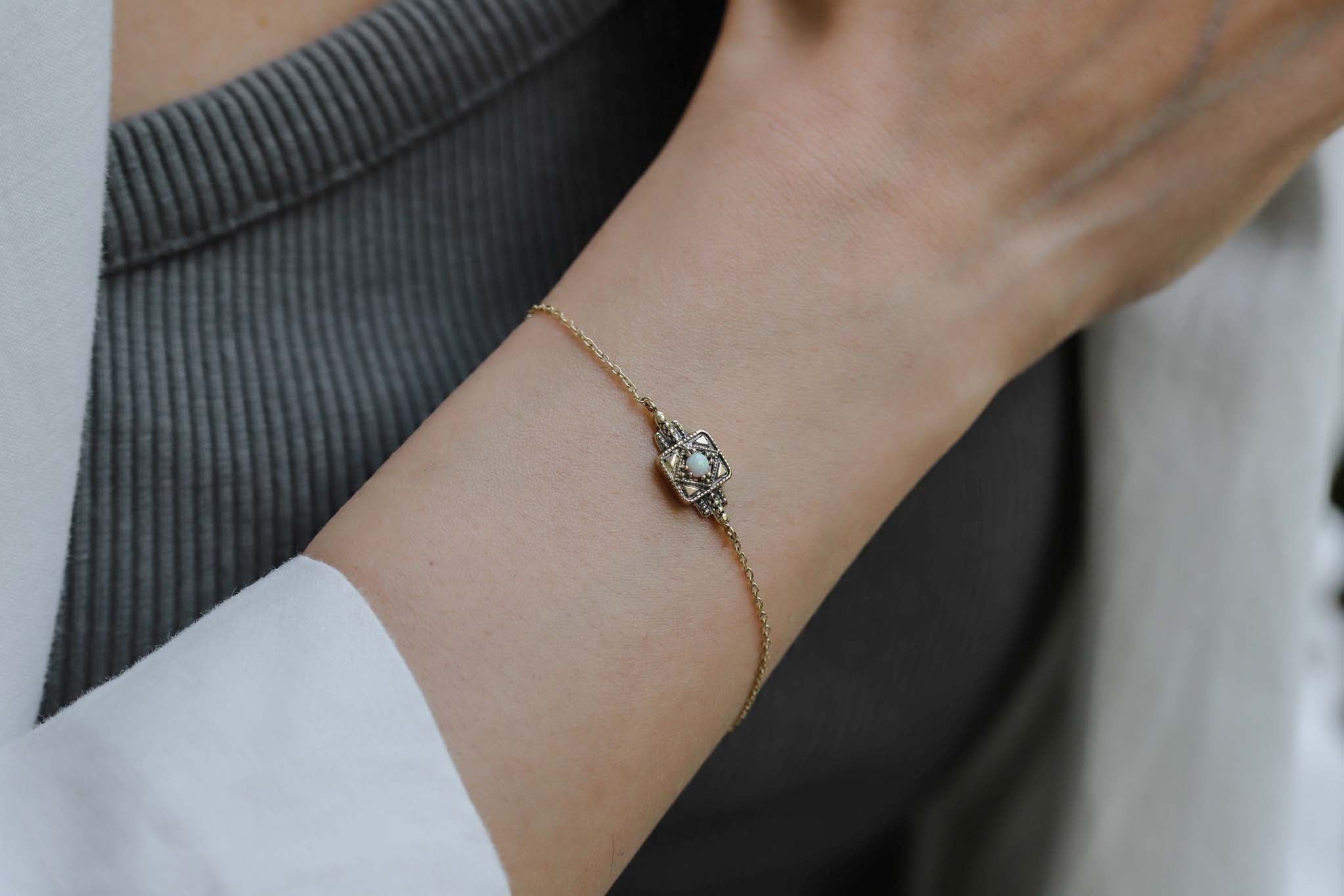 Black Queen Bracelet