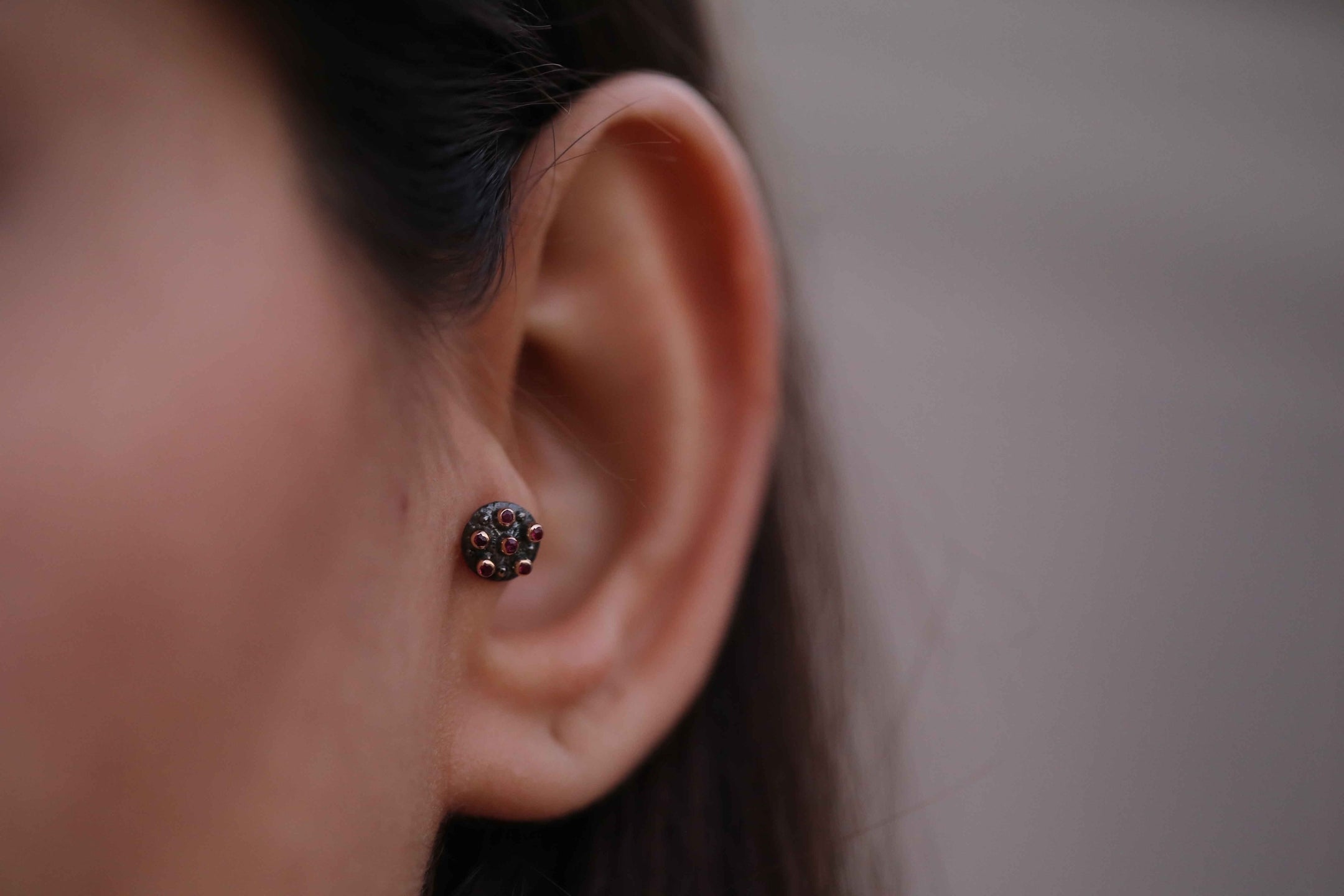 Loop Ruby Piercing