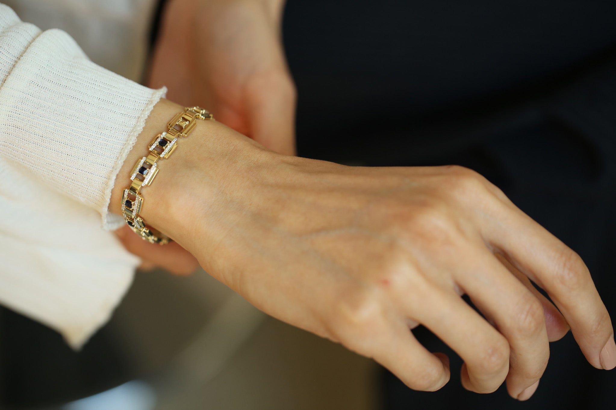 Grand Blu Bangle